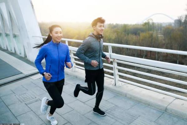 乐动体育：打造专业足球培训基地(图1)